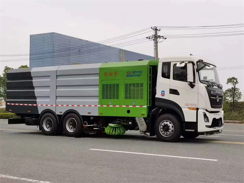 湖北程力東風(fēng)天龍大型洗掃車(chē)